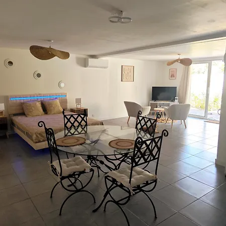 Cosy Indépendant Avec Jardin Privé