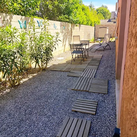 Cosy Indépendant Avec Jardin Privé Apartamento *